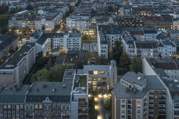 Umbau und Erweiterung in Berlin von Bundschuh Architekten
