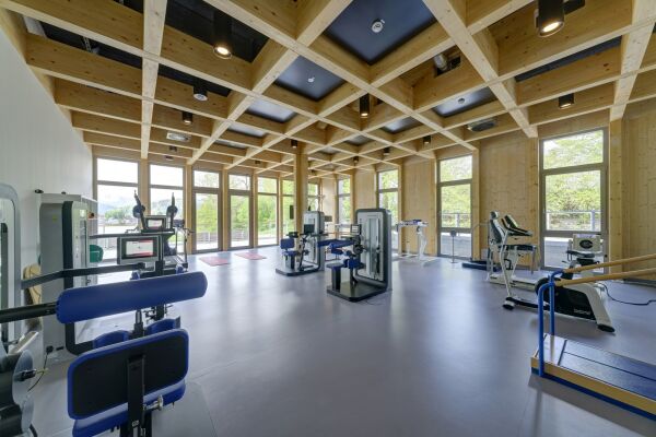 Therapiehalle von LUDES Architekten Ingenieure