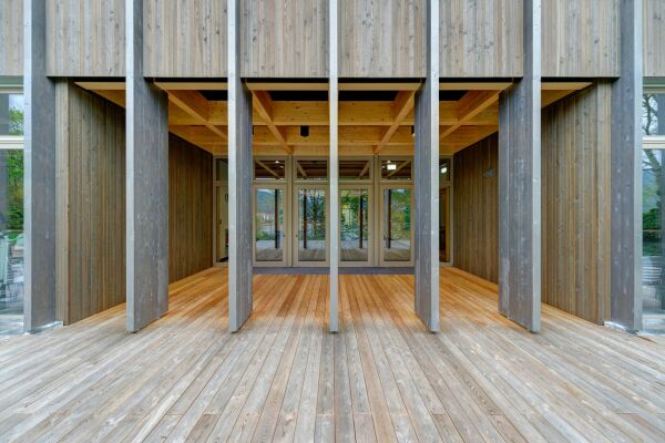 Therapiehalle von LUDES Architekten Ingenieure