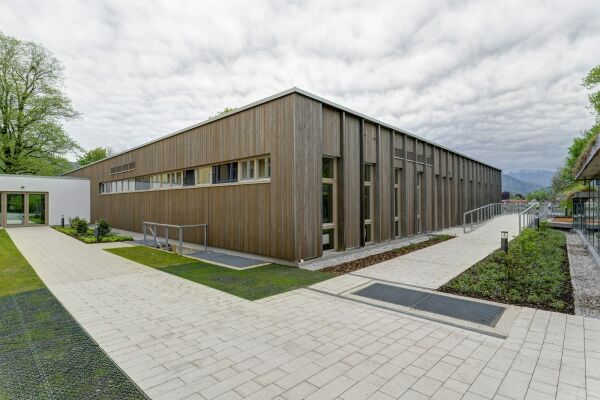 Therapiehalle von LUDES Architekten Ingenieure