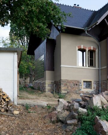 Wohnhausumbau in Radebeul von Summacumfemmer