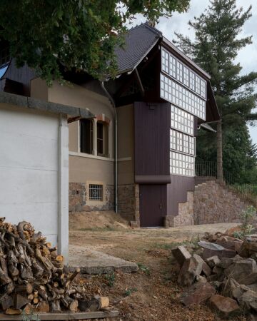 Wohnhausumbau in Radebeul von Summacumfemmer