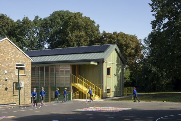 Schulerweiterung von Manalo & White Architects und Richard Lyndon Design