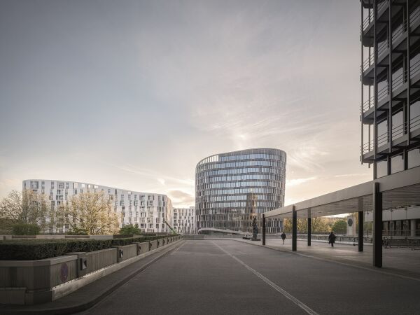 Ein 3. Preis: Ipanema  Wohnen und Arbeiten in der City Nord, kbnk Architekten