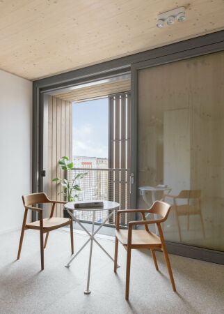 Wohn- und Gesch�ftshaus in Berlin von AHM Architekten