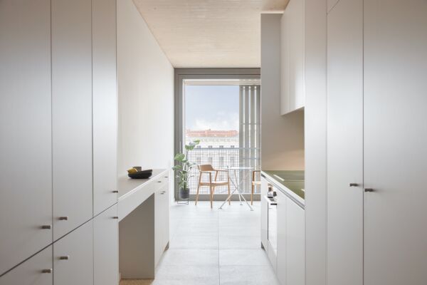 Wohn- und Geschftshaus in Berlin von AHM Architekten