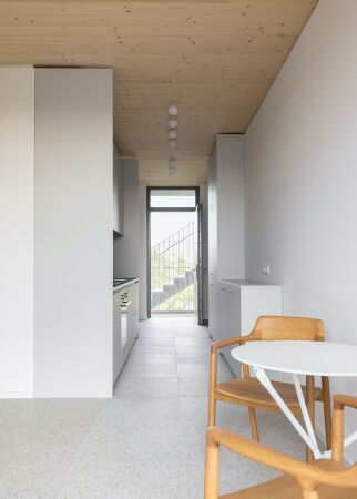 Wohn- und Gesch�ftshaus in Berlin von AHM Architekten