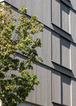 Wohn- und Gesch�ftshaus in Berlin von AHM Architekten