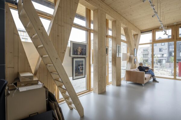 Wohnkomplex in Amsterdam von Natrufied Architecture