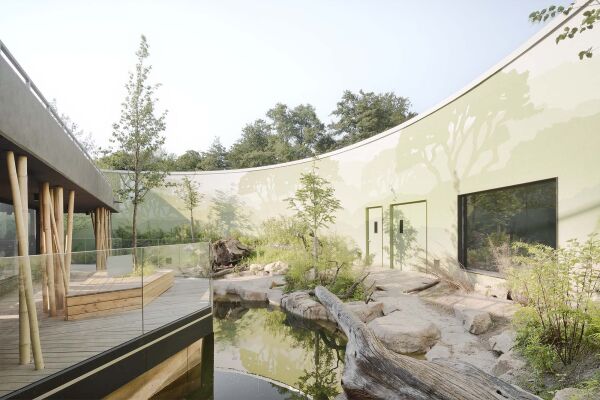 Zoogeb�ude in Dresden von heinlewischer