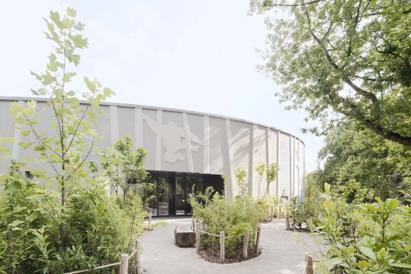 Zoogeb�ude in Dresden von heinlewischer