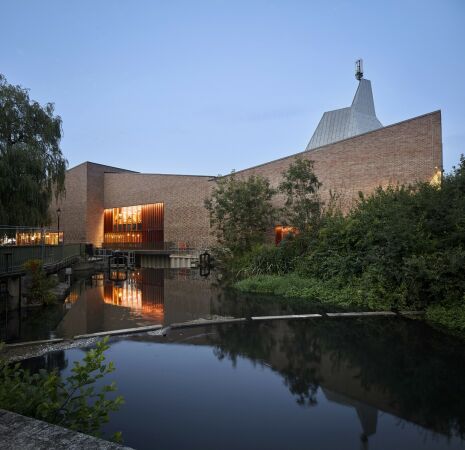 Kulturzentrum in Hertford von Bennetts Associates