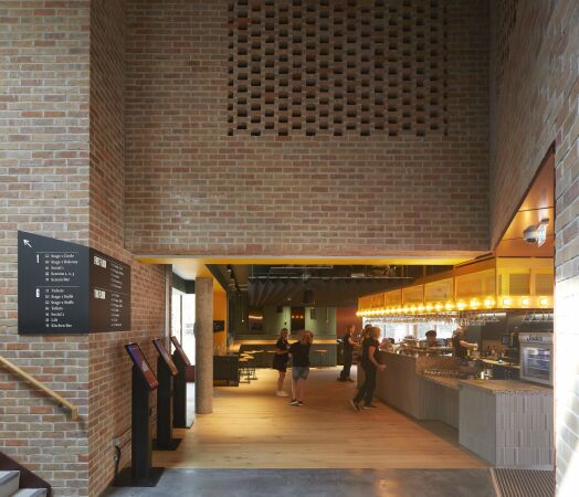 Kulturzentrum in Hertford von Bennetts Associates