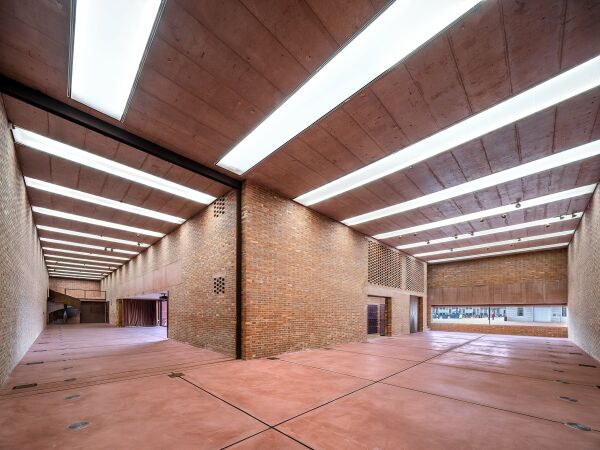 Ausstellungsfl�chen