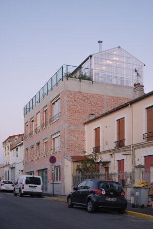 Wohnhaus in Pantin von Plan Com�n