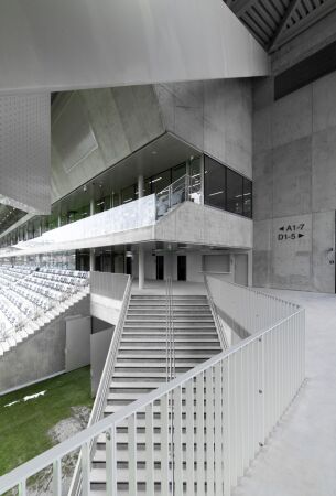 Hybrides Stadion in Tampere von JKMM Architects