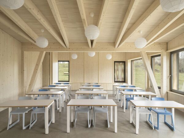 Schultrakt von Localarchitecture