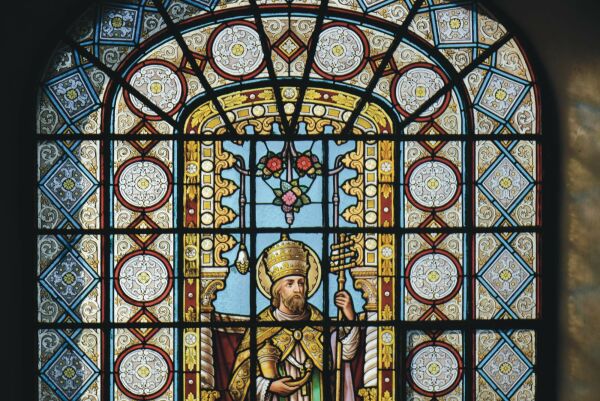 Buntglasfenster vor dem Umbau