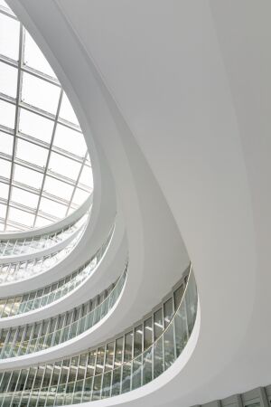 Neues Deutschlandhaus von Hadi Teherani Architects in Hamburg