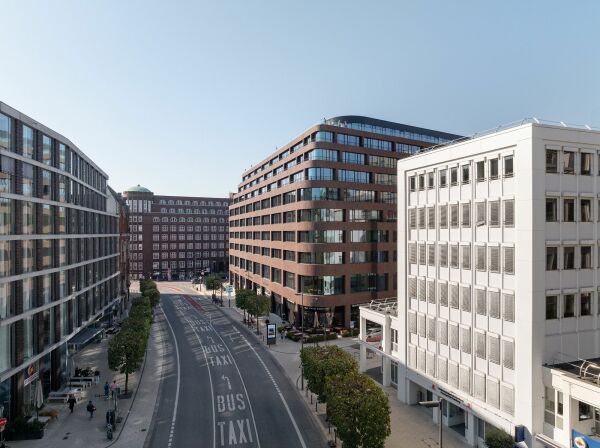 Neues Deutschlandhaus von Hadi Teherani Architects in Hamburg