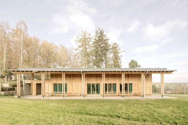 Holzbau in Knigstein von Frida Architekten
