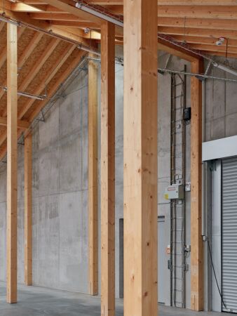 Sanierung und Erweiterung in Eisenach von Bro Voigt