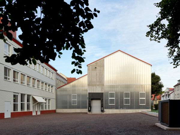 Sanierung und Erweiterung in Eisenach von Bro Voigt
