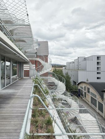 Terrassenhaus von EM2N in Zürich