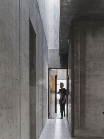 Wohnhaus auf Okinawa von Studio Cochi