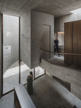 Wohnhaus auf Okinawa von Studio Cochi