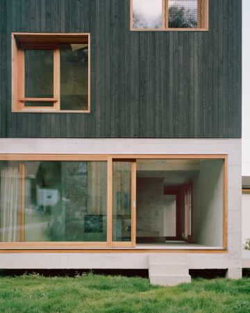 Wohnhaus im Kanton Wallis von Lionel Ballmer Architectes