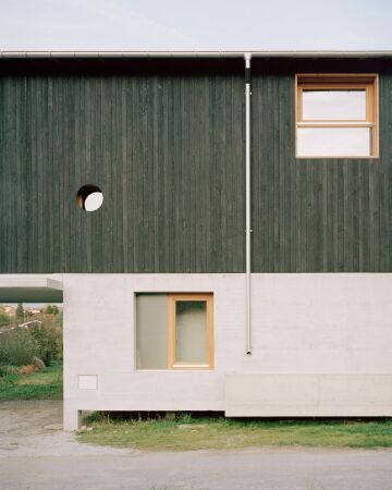Wohnhaus im Kanton Wallis von Lionel Ballmer Architectes