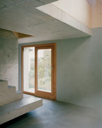 Wohnhaus im Kanton Wallis von Lionel Ballmer Architectes