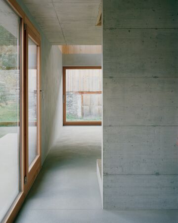 Wohnhaus im Kanton Wallis von Lionel Ballmer Architectes