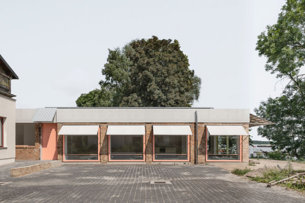 Ein Sonderpreis, Kategorie Nachwuchs: Gemeinschaftshaus Luise 19e in Werder/Havel, Architektur: OFEA undjurekbrggen (Berlin)