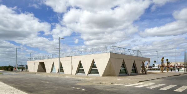 Hafenbehrde bei Huelva von Gabriel Verd und buro4