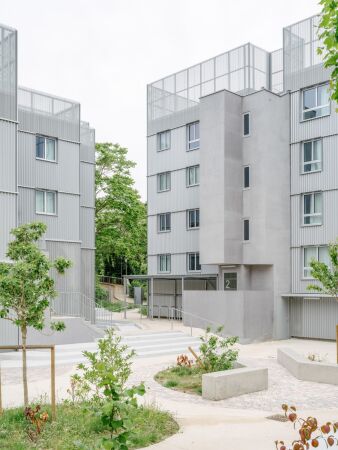 Umbau eines Studierendenwohnheims in Cergy von Graal