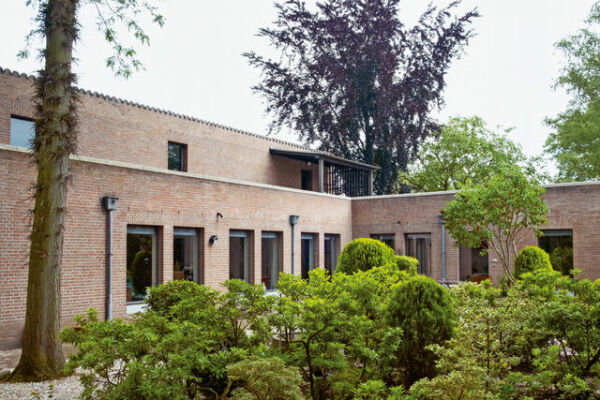 Haus Vaessen in s-Hertogenbosch, Niederlande, 1968, von Nico van der Laan