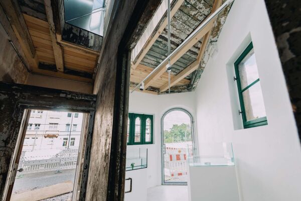 Bauwelt-Preis 2025: Umbau einer ffentlichen Toilette in eine Galerie in Halle (Saale) von Tim Mahn (Halle (Saale))