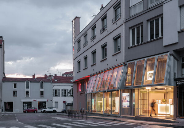 Bauwelt-Preis 2025: Umgestaltung und Erweiterung eines Kinos in Roanne, Frankreich von REMAKE (Pantin)