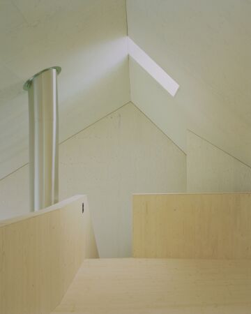 Erweitertes Einfamilienhaus in Schaan von Dominic Spalt Architektur