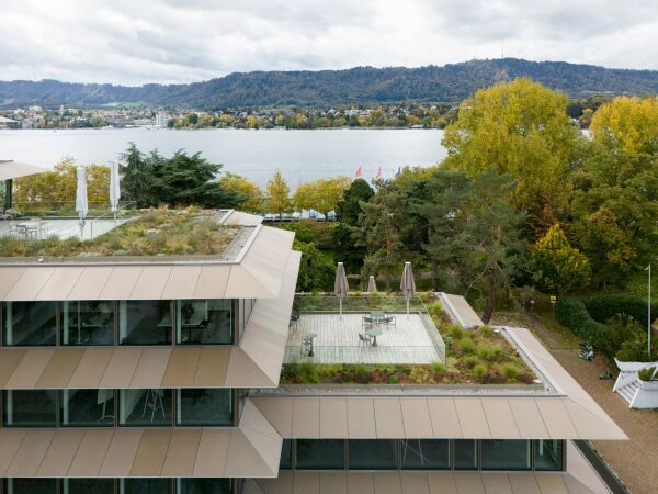 Umbau eines B�rogeb�udes von C.F. M�ller