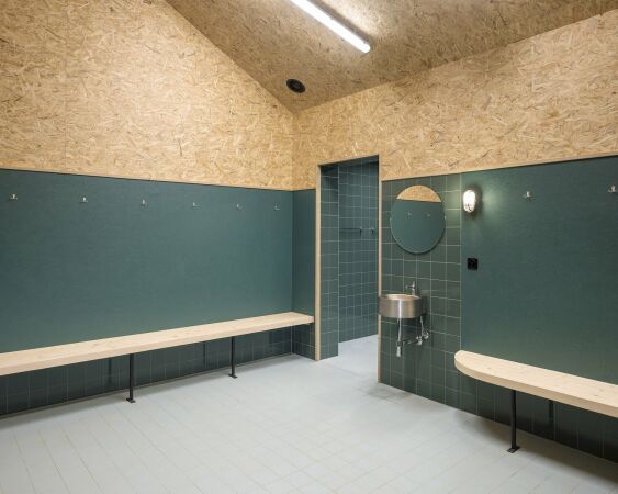 Umkleideanlage von Localarchitecture bei Lausanne