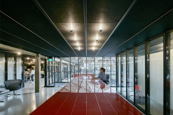 Erweiterung und Umbau von 5468796 Architecture in Winnipeg