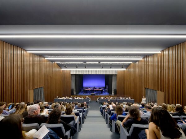 Theater in Brescia von Botticini + Facchinelli ARW