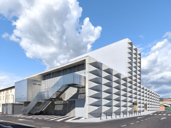 Theater in Brescia von Botticini + Facchinelli ARW