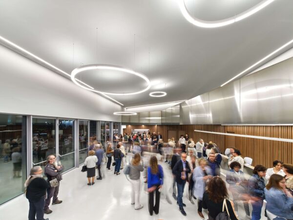 Theater in Brescia von Botticini + Facchinelli ARW