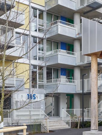 Haus B mit Atelier-Einheit im Erdgeschoss.