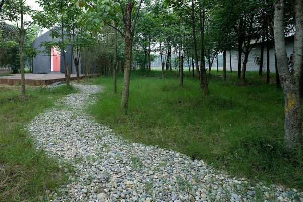 Hu Huishan Memorial (2009)