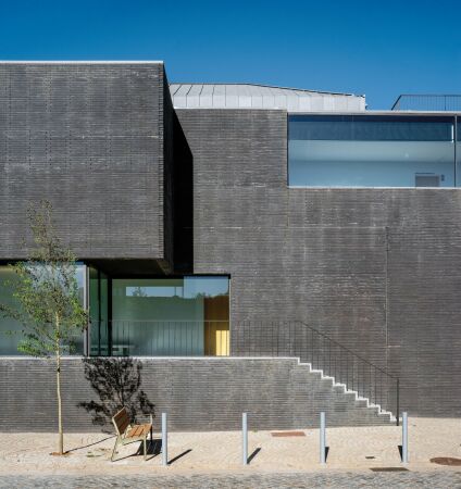 Rathaus in Trofa von NOARQ